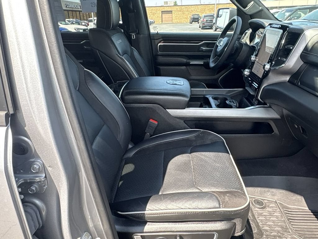 2025 RAM 1500 Laramie Crew Cab 4x4 5'7" Box