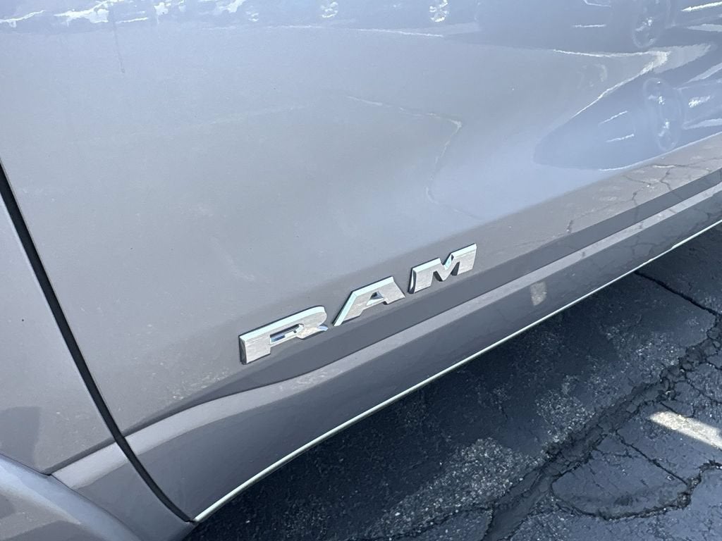 2025 RAM 1500 Laramie Crew Cab 4x4 5'7" Box