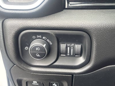 2025 RAM 1500 Laramie Crew Cab 4x4 5'7" Box