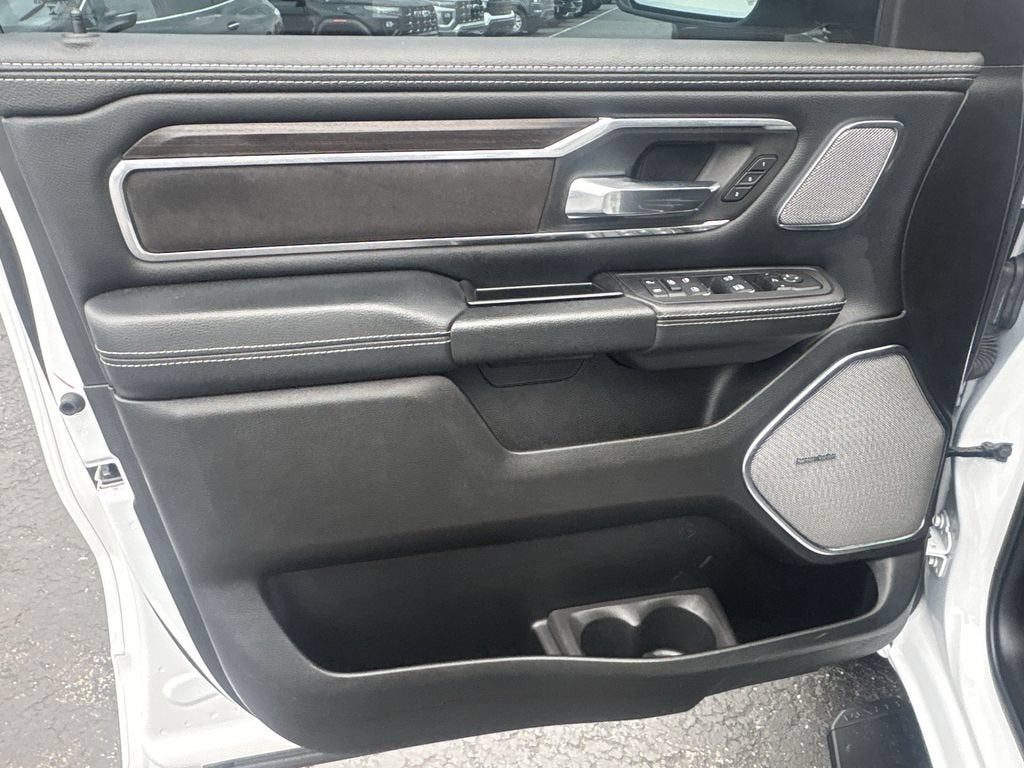 2025 RAM 1500 Laramie Crew Cab 4x4 5'7" Box