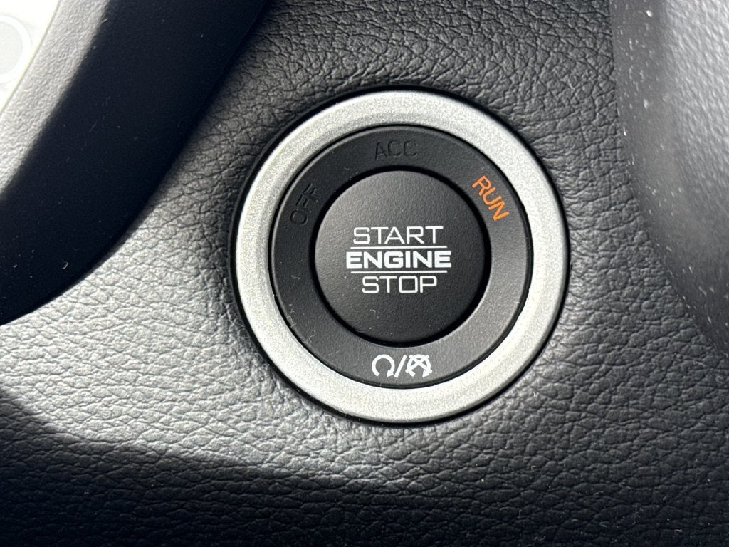 2019 RAM 1500 Big Horn/Lone Star Crew Cab 4x4 6'4" Box
