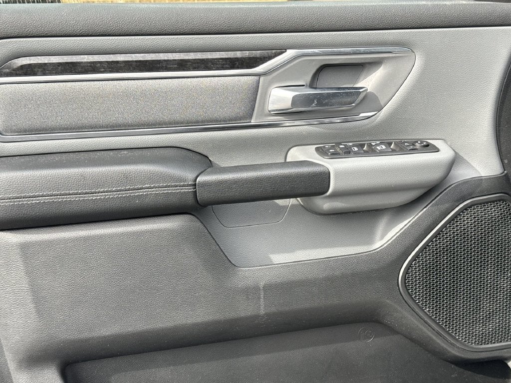 2019 RAM 1500 Big Horn/Lone Star Crew Cab 4x4 6'4" Box
