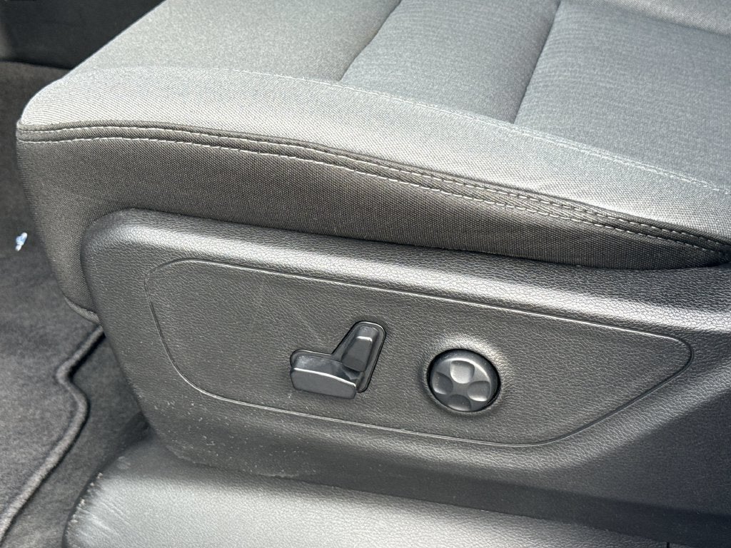 2019 RAM 1500 Big Horn/Lone Star Crew Cab 4x4 6'4" Box