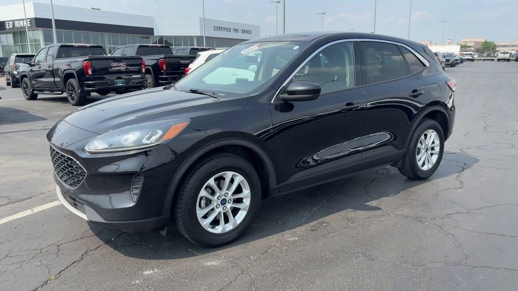 2020 Ford Escape SE