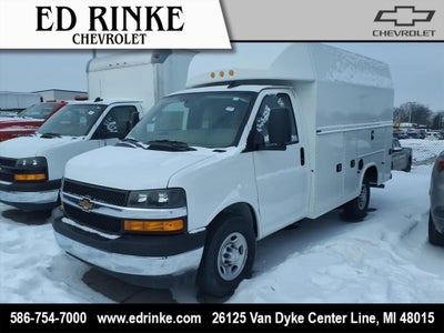 2024 Chevrolet Express Cutaway 3500 1WT