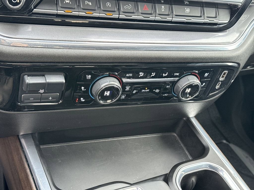 2023 Chevrolet Silverado 1500 High Country