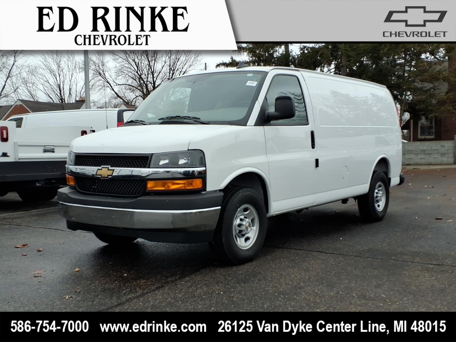 2025 Chevrolet Express 2500 Work Van HD's photo