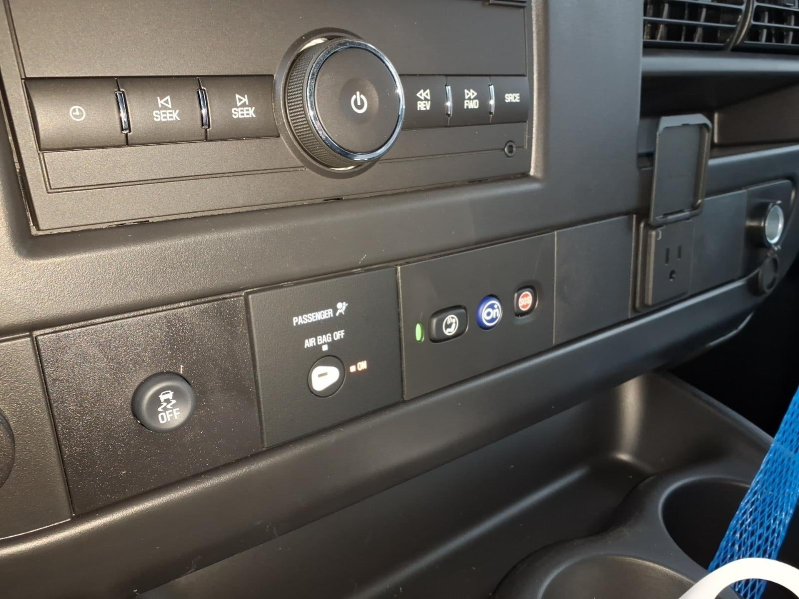 2025 Chevrolet Express Cargo Work Van - Photo 15