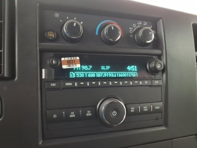 2025 Chevrolet Express Cargo WT