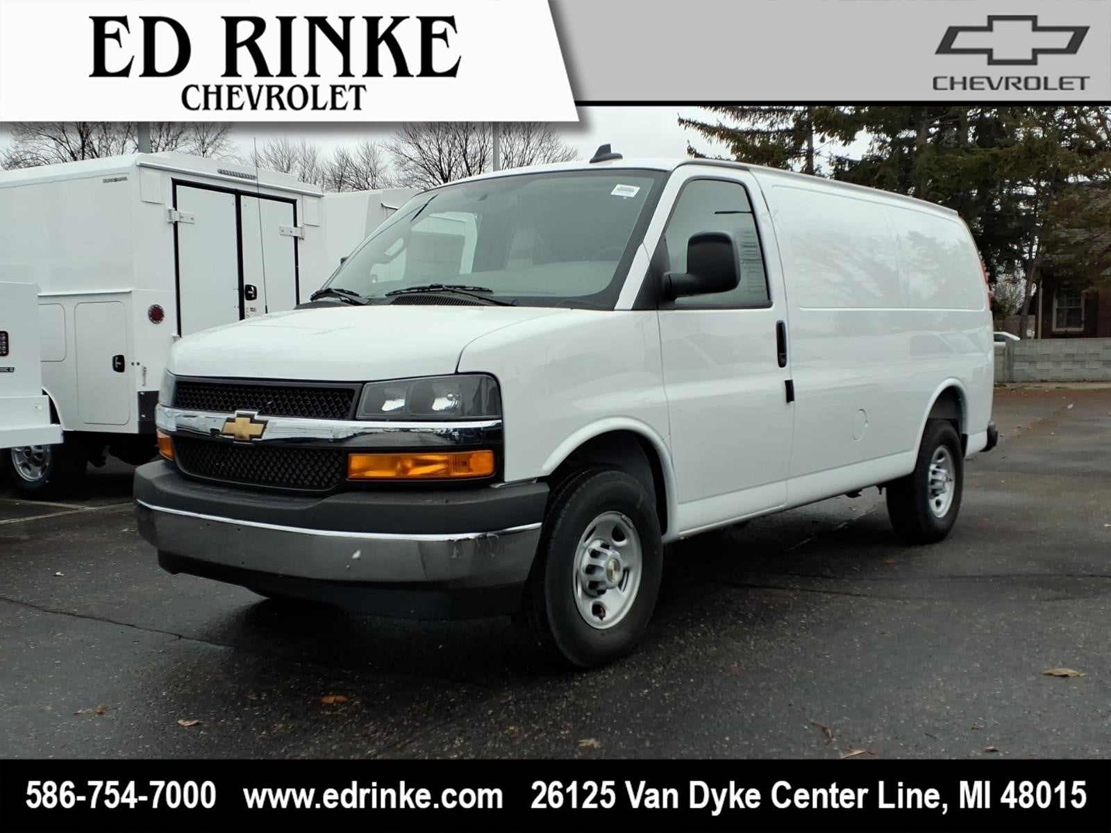 2025 Chevrolet Express 2500 Work Van HD's photo