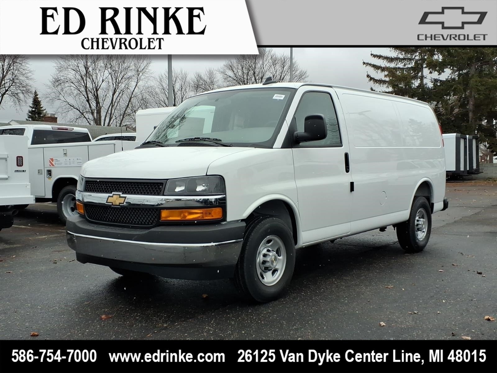 2025 Chevrolet Express 2500 Work Van HD's photo