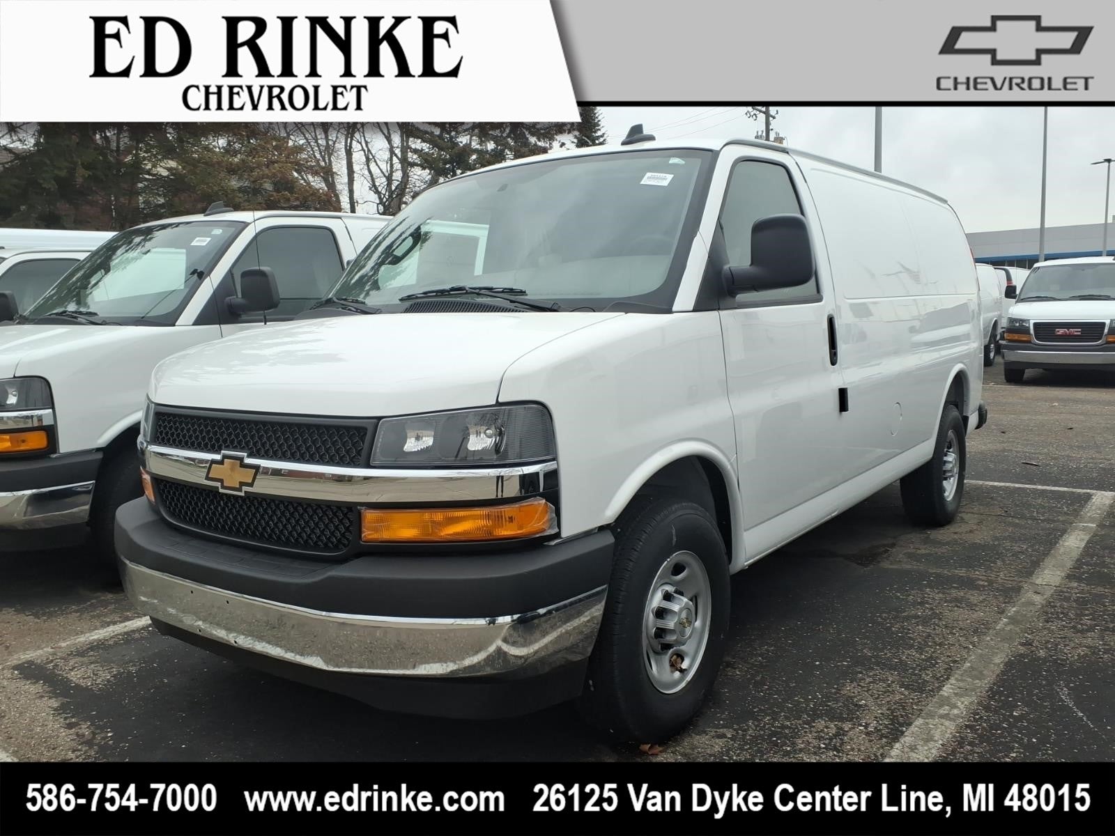2025 Chevrolet Express 2500 Work Van HD's photo