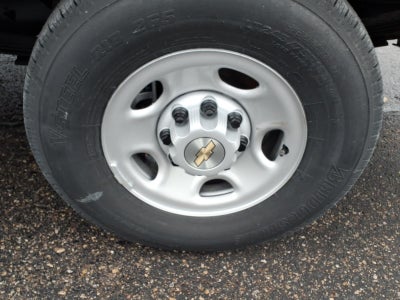 2025 Chevrolet Express Cargo WT