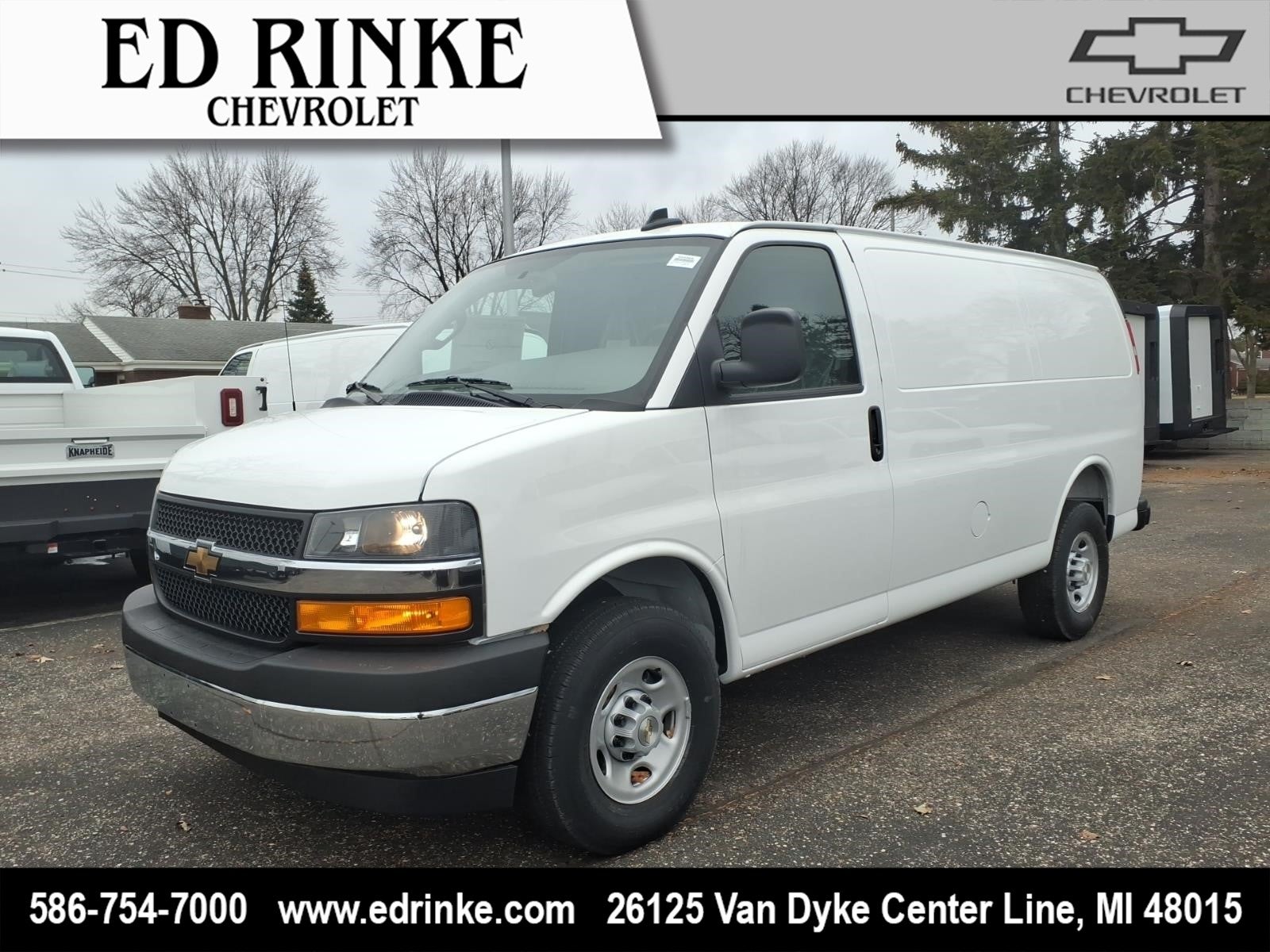 2025 Chevrolet Express 2500 Work Van HD's photo