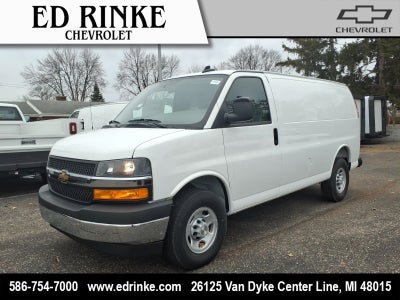 2025 Chevrolet Express Cargo WT