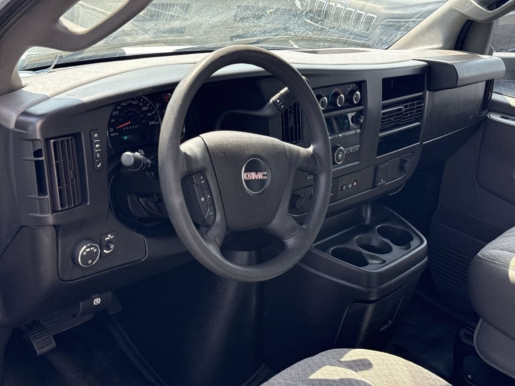 2019 GMC Savana Cutaway 3500 Work Van