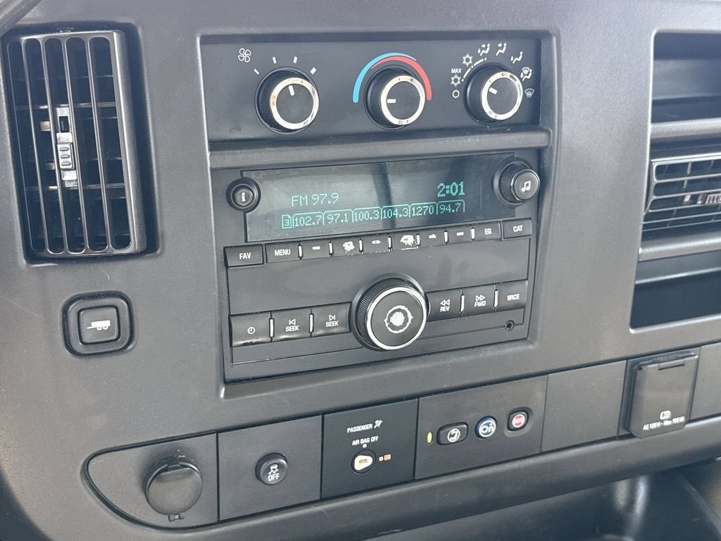 2019 GMC Savana Cutaway 3500 Work Van