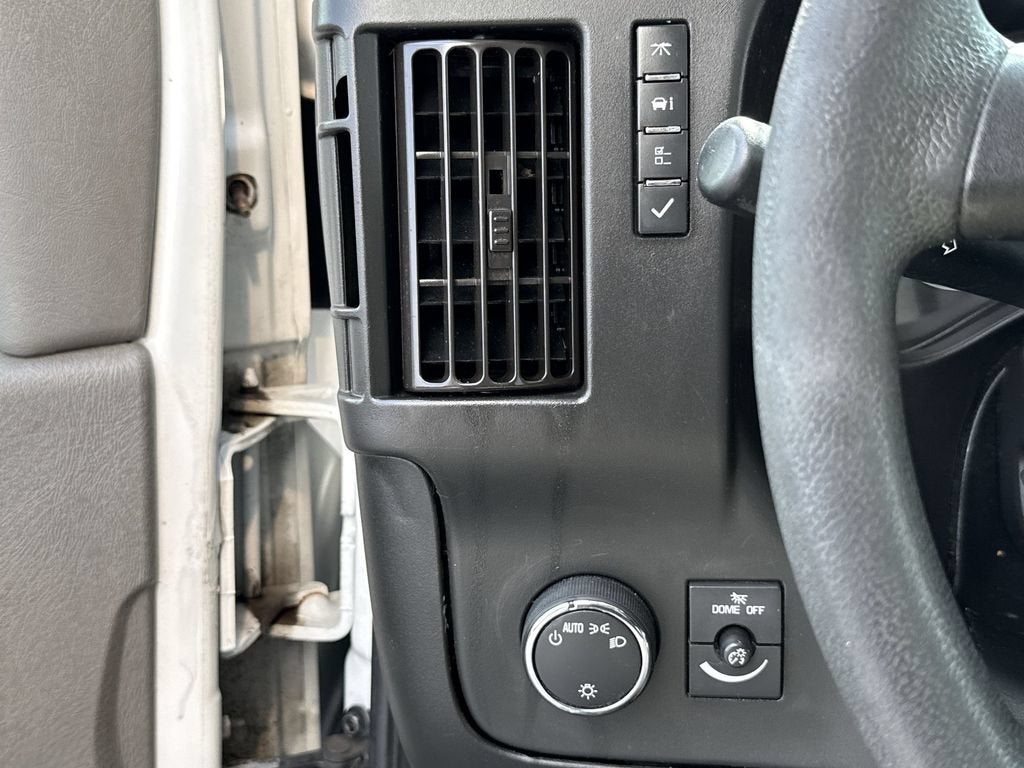 2019 GMC Savana Cutaway 3500 Work Van