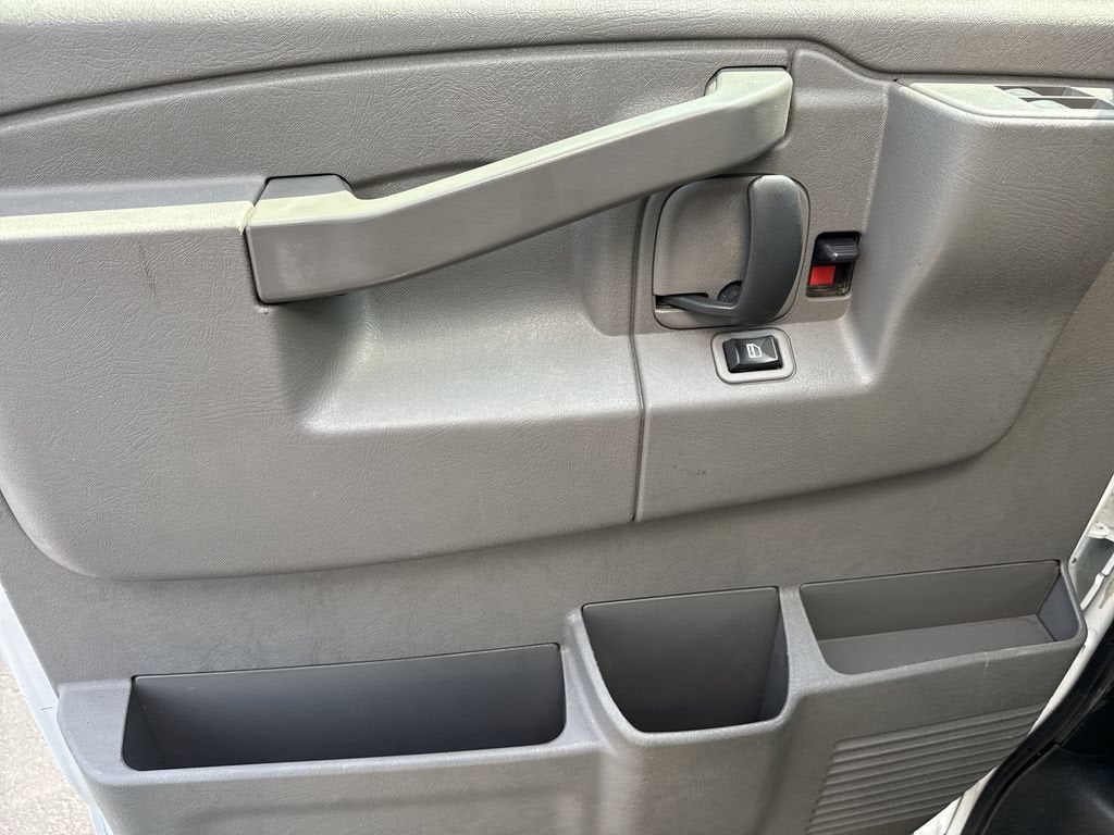 2019 GMC Savana Cutaway 3500 Work Van