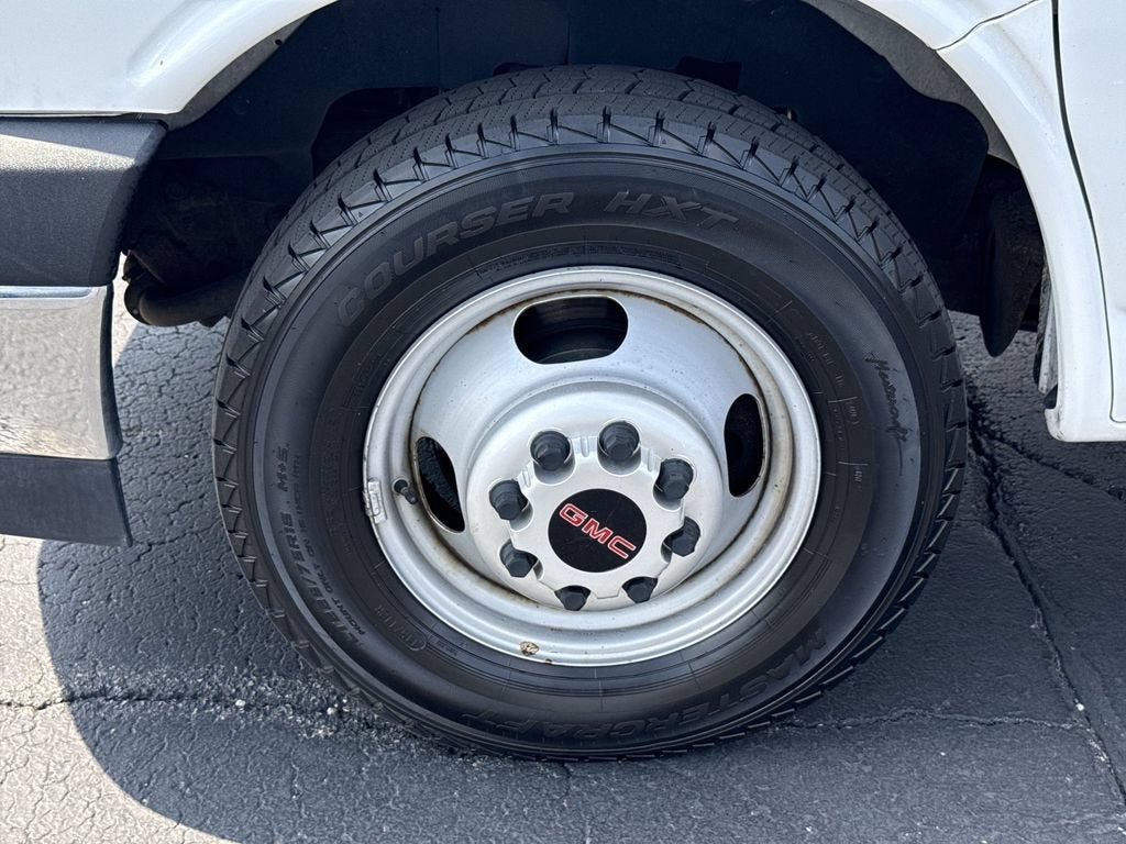 2019 GMC Savana Cutaway 3500 Work Van