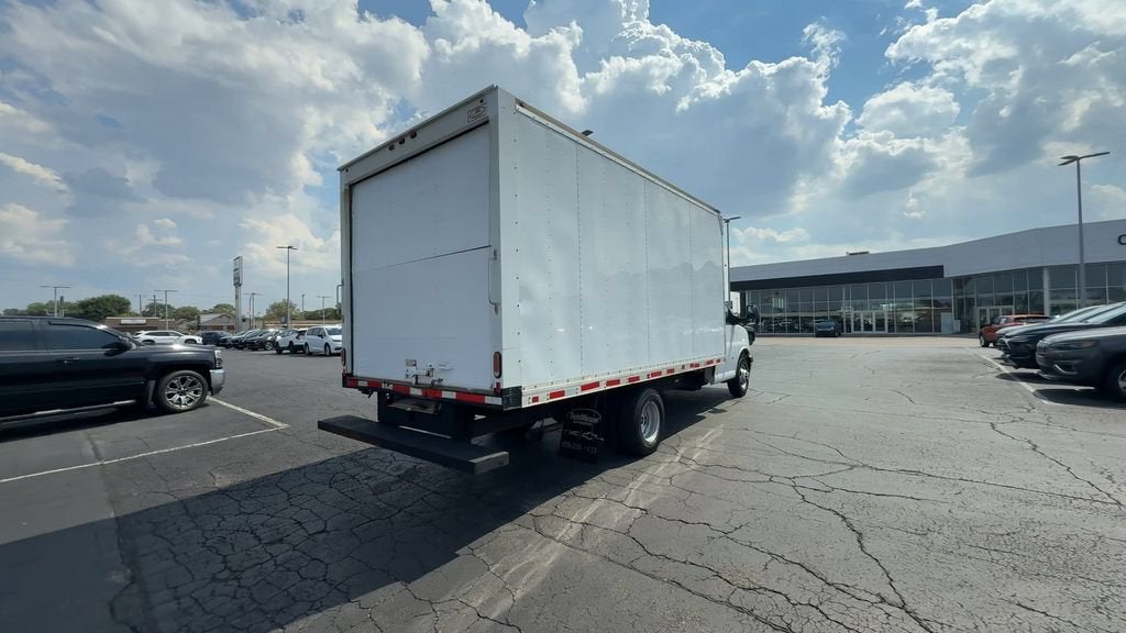 2019 GMC Savana Cutaway 3500 Work Van
