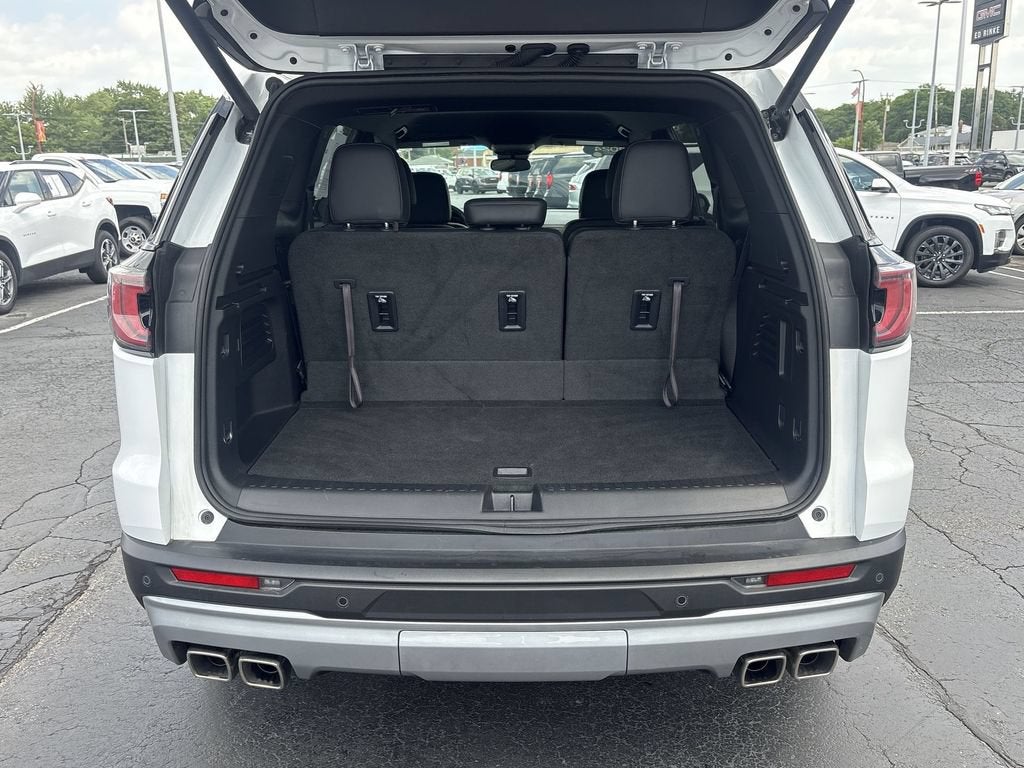 2024 GMC Acadia Elevation