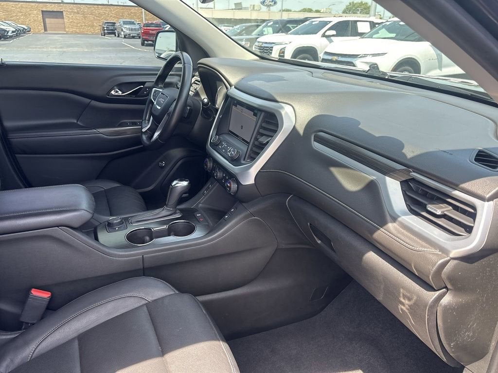 2017 GMC Acadia SLT