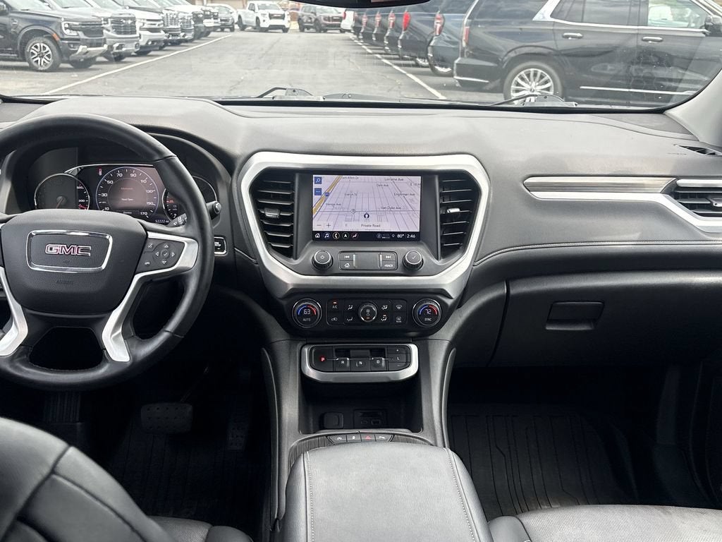 2023 GMC Acadia SLT