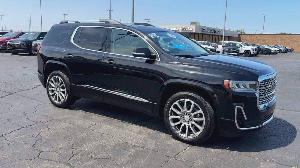2023 GMC Acadia Denali