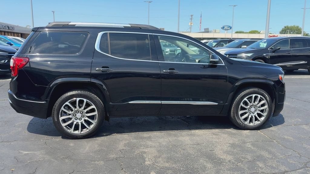 2023 GMC Acadia Denali