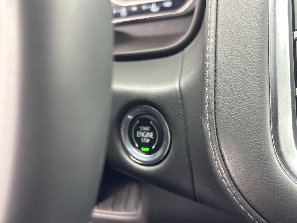 2023 GMC Yukon SLE