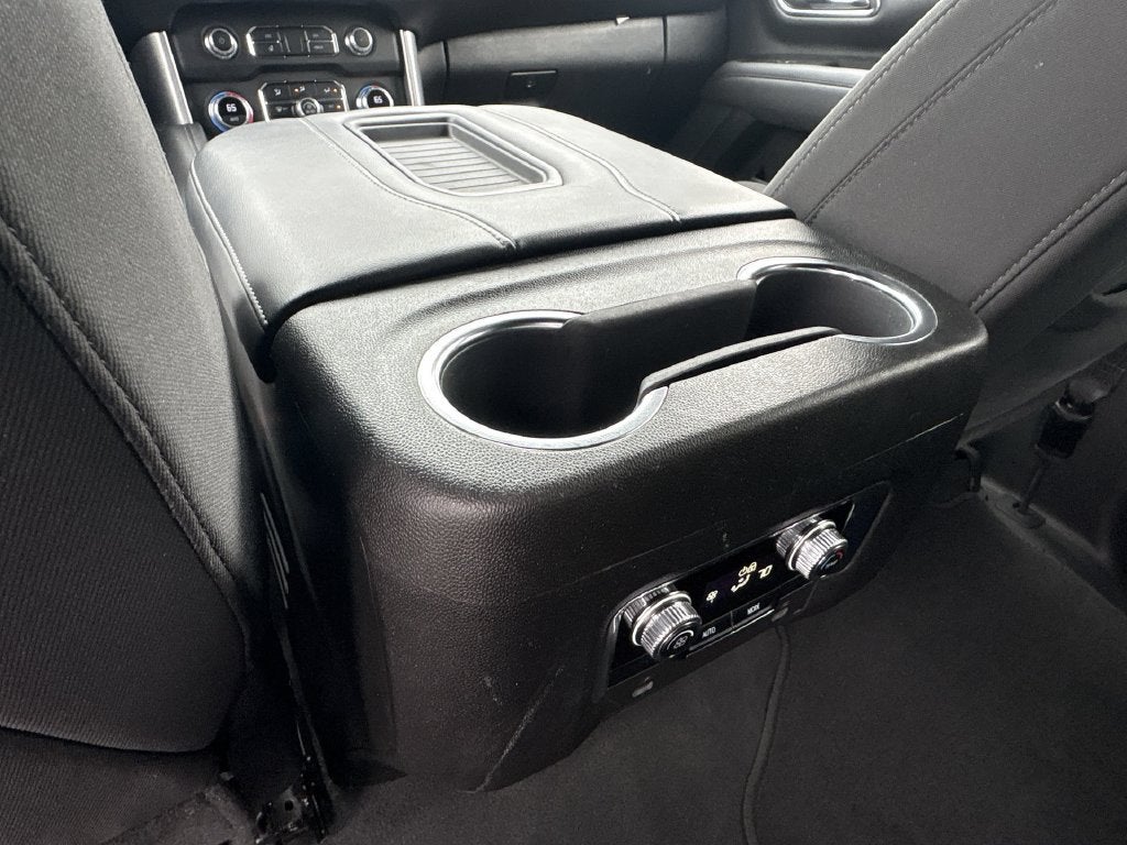 2023 GMC Yukon SLE