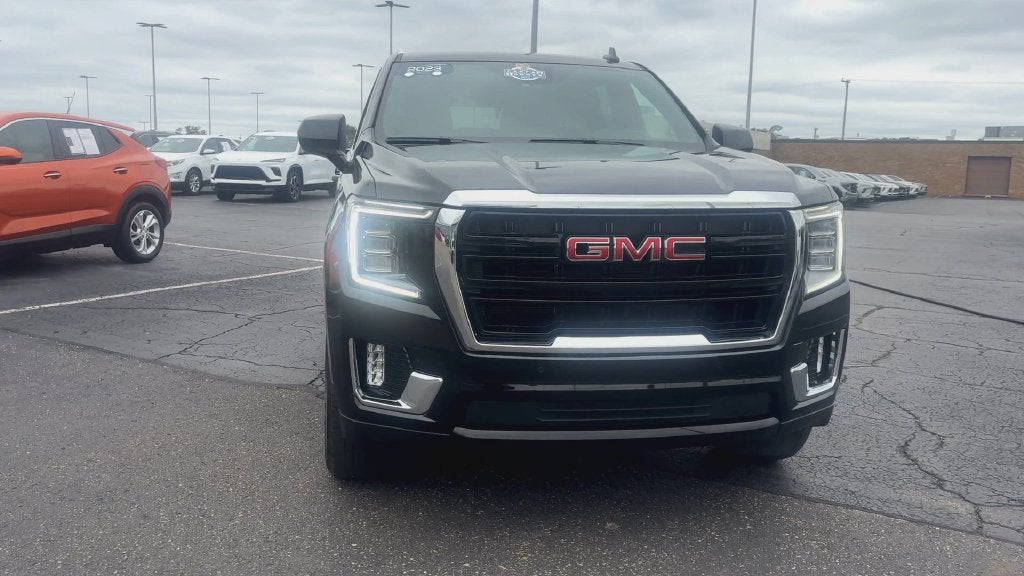 2023 GMC Yukon SLE