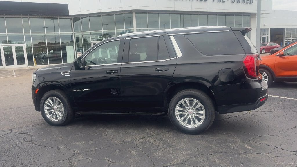 2023 GMC Yukon SLE