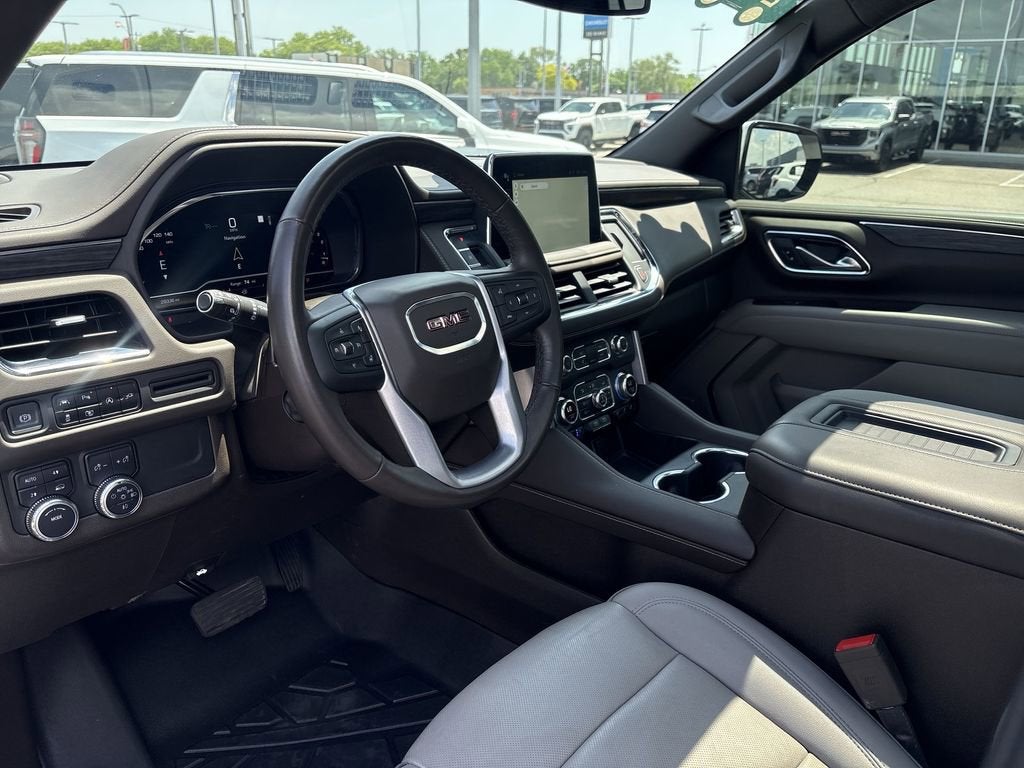2022 GMC Yukon SLT