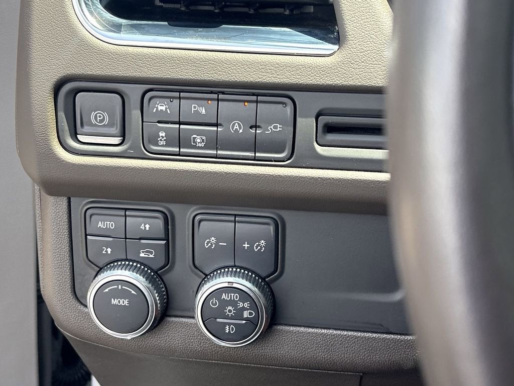 2022 GMC Yukon SLT
