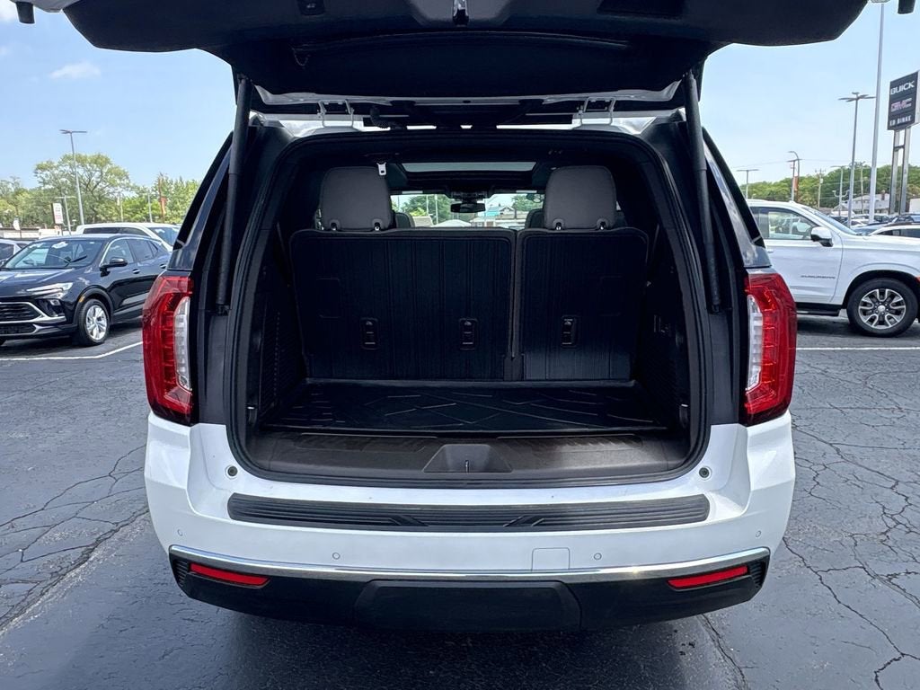 2022 GMC Yukon SLT