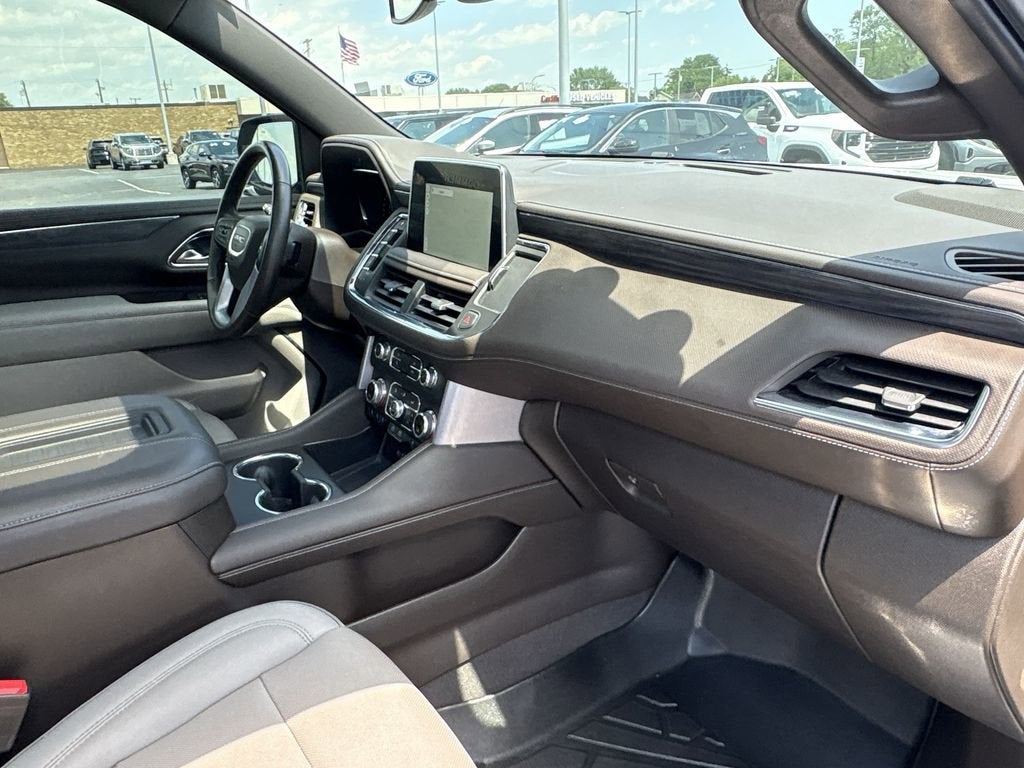 2022 GMC Yukon SLT