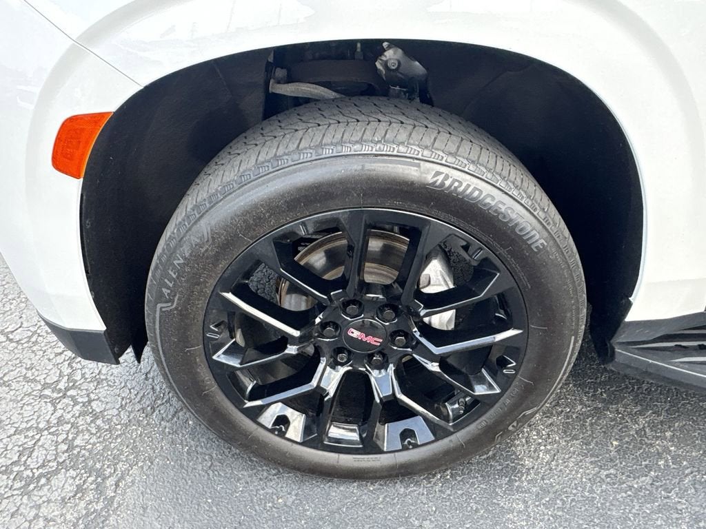2022 GMC Yukon SLT