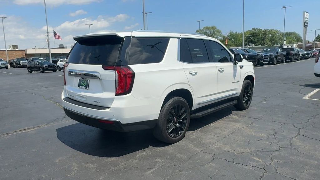 2022 GMC Yukon SLT