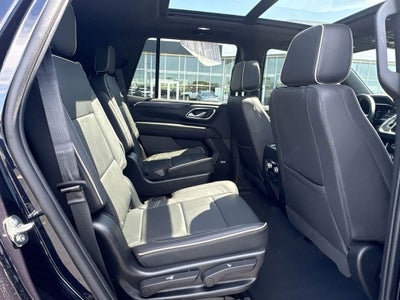 2023 GMC Yukon SLT