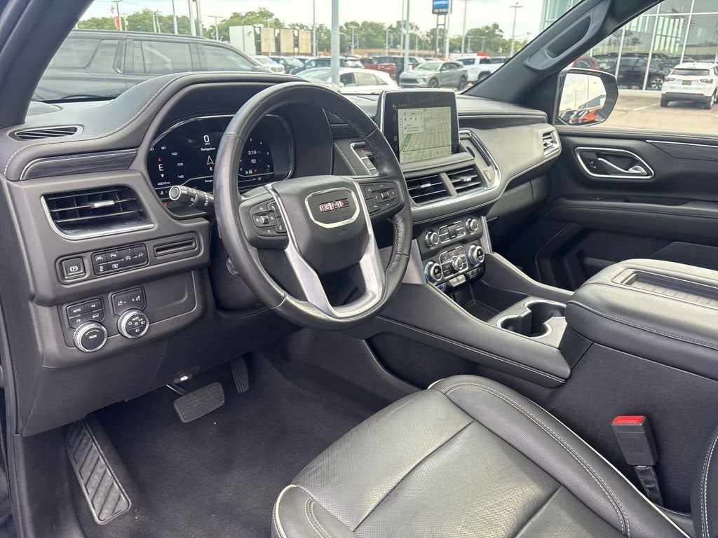 2022 GMC Yukon SLT