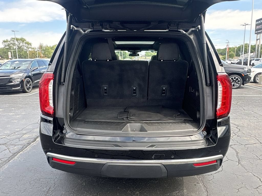 2022 GMC Yukon SLT