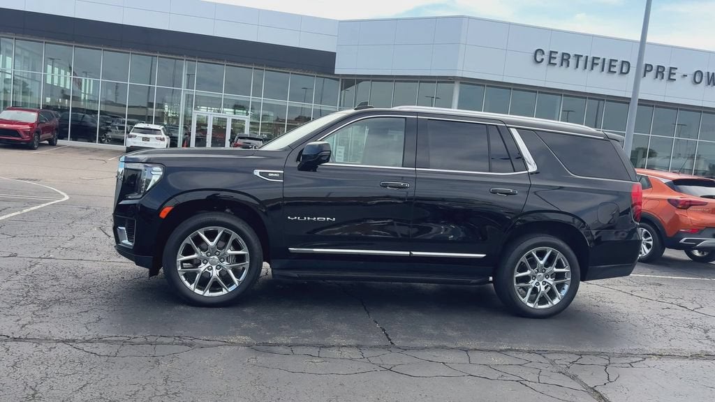 2022 GMC Yukon SLT