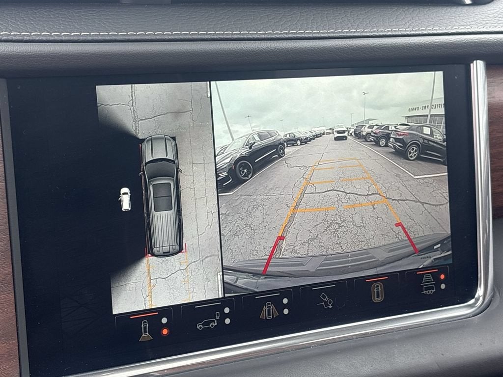 2023 GMC Yukon Denali Ultimate