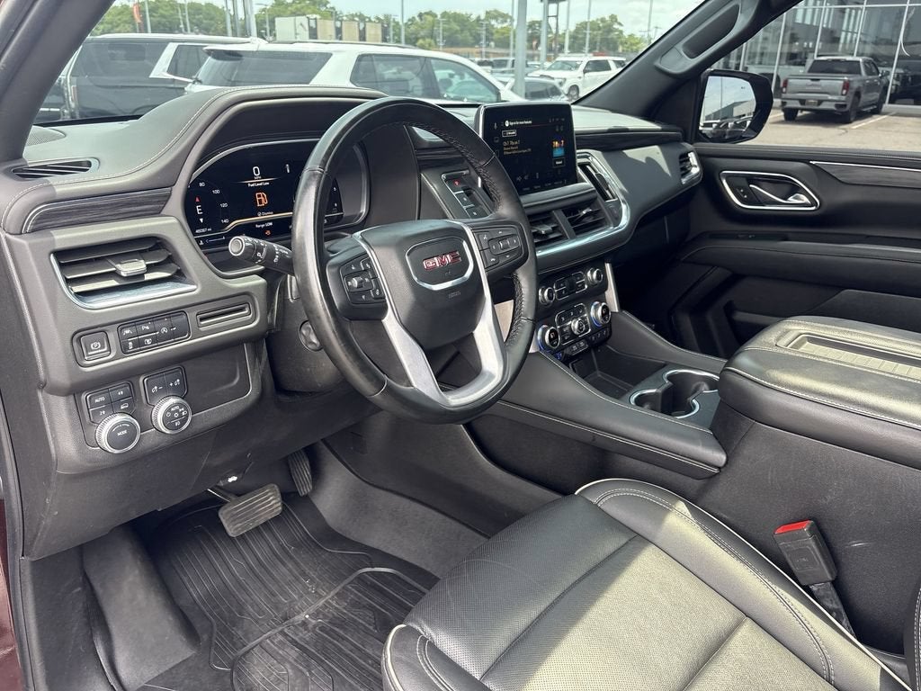 2023 GMC Yukon XL SLT