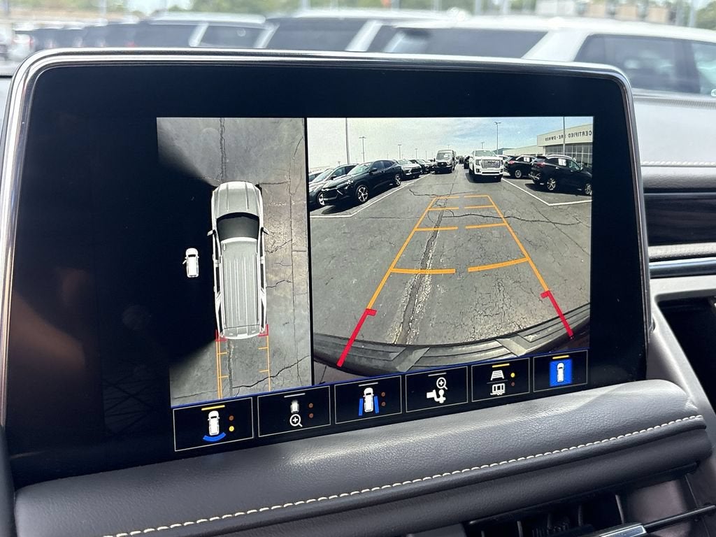 2023 GMC Yukon XL SLT