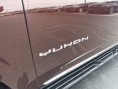 2023 GMC Yukon XL SLT