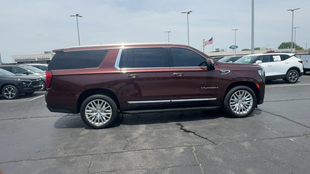 2023 GMC Yukon XL SLT