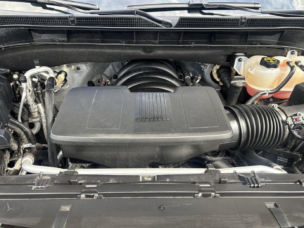 2025 GMC Yukon XL AT4